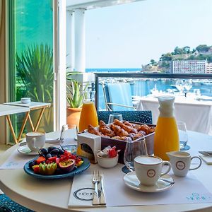 Grand Suite Harbor view